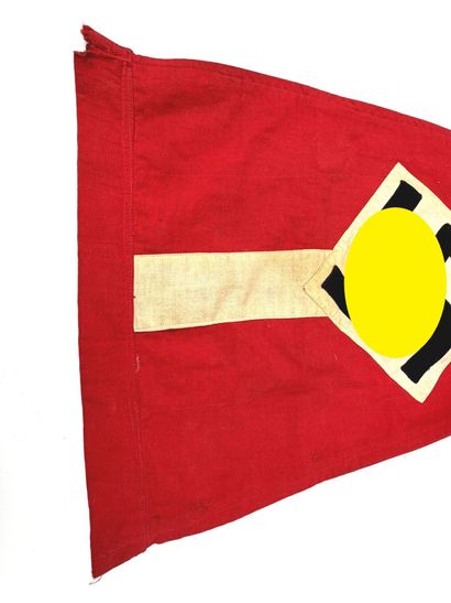 Germany, 2nd GM.
Flame.
Triangular shape...
