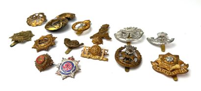 Great Britain, 2nd GM.
Lot of caps, badges...