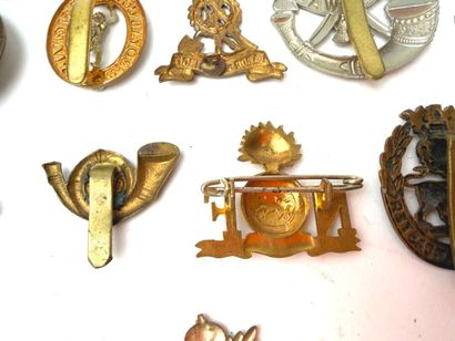 Great Britain, 2nd GM.
Lot of caps, badges...