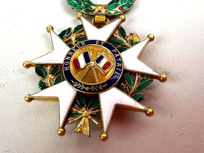 France, 2ème GM.
Décorations d'un officier.
-...