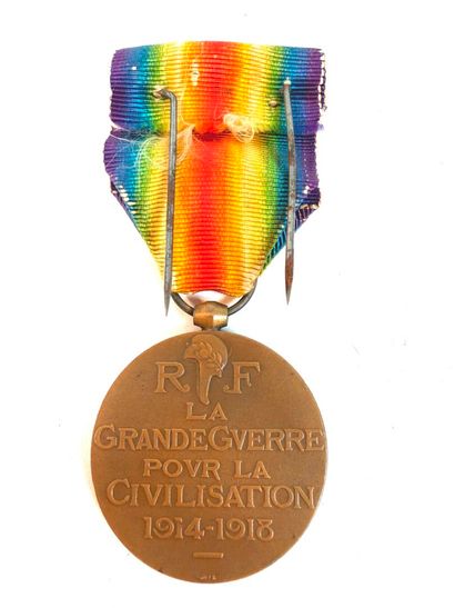 France, 1ère GM.
Lot de sept médailles Militaires,...