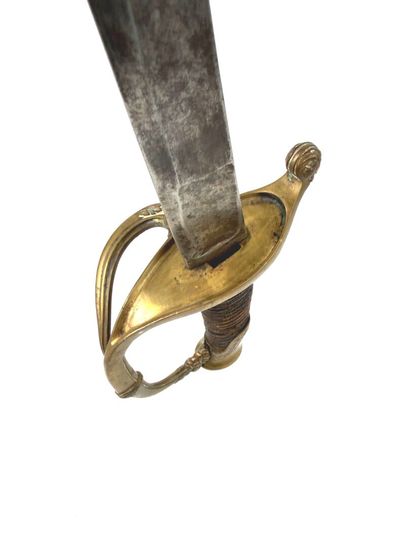 France, XIXème.
Sabre d'officier modèle 1821.
Monture...