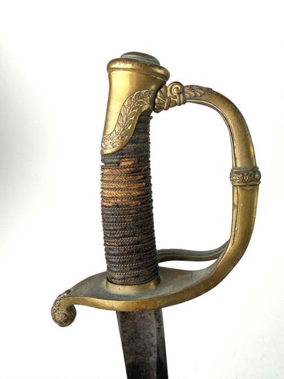 France, XIXème.
Sabre d'officier modèle 1821.
Monture...