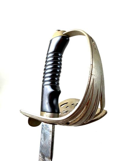Royaume du Wurttemberg, 1ère GM.
Beau sabre...