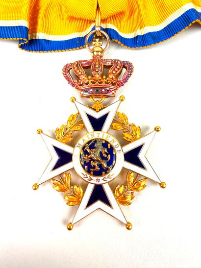 France, IIIe République (1870-1940).
Ensemble...