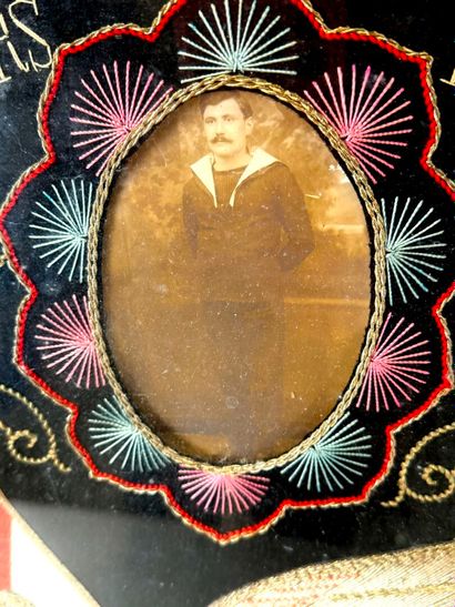 France, 1ère GM.
Cadre souvenir brodé d'un...
