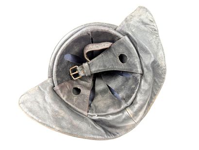 Italie, 2ème GM et après.
Casque de tankiste...