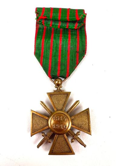 France, 1ère et 2ème GM.
Ensemble de 9 croix...