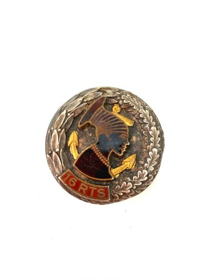 France, 2ème GM et Guerre d'Indochine (1946-1954).
Insigne...