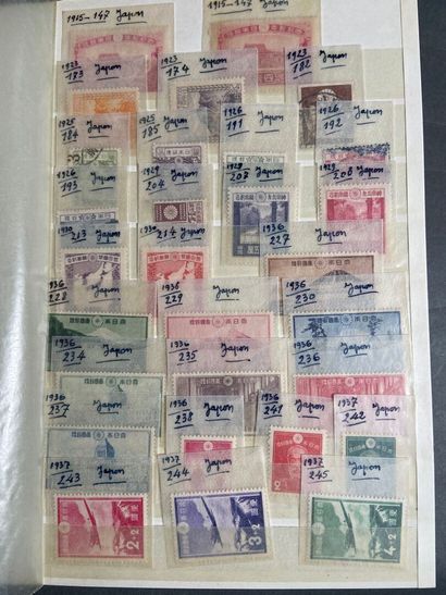 World: Classic and SM stamps from the whole...