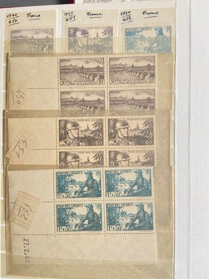France Classique + SM: Set of classic stamps...