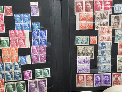 Bulk: Mint stamps of France including Travail,...