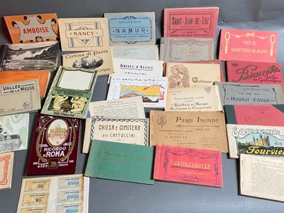 Carnets de cartes : Set of 28 tourist notebooks...