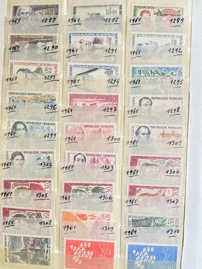 France Classique + SM: Set of classic stamps...
