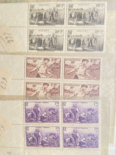 France Classique + SM: Set of classic stamps...