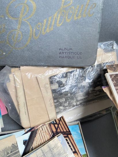 Postcards - Bulk: Bulk of mostly SM and Modern...