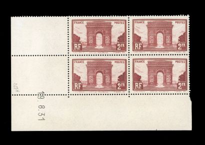 2Fr. Brun. Arc de Triomphe. Block of 4. Corner...