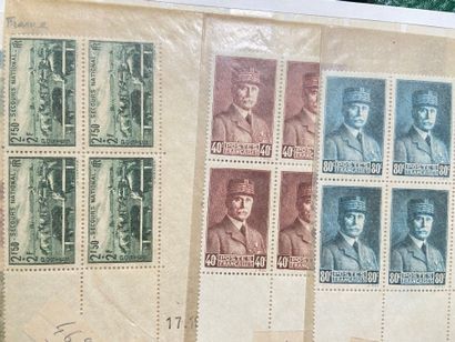 France Classique + SM: Set of classic stamps...