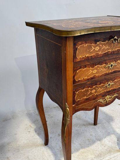 Wood and marquetry work table with foliate...