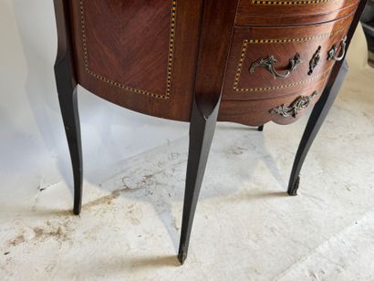 Half-moon chest of drawers in wood, veneer...