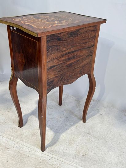 Wood and marquetry work table with foliate...