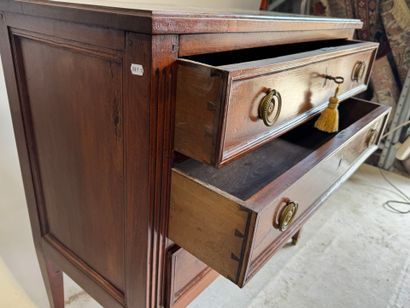 Small molded wood chest of drawers opening...