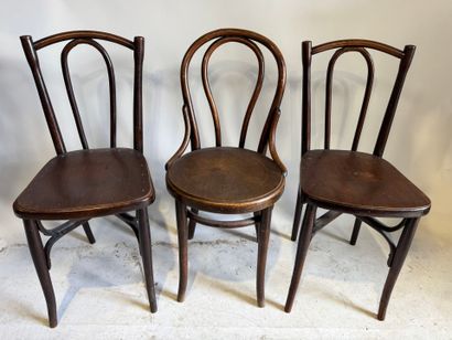 THONET.
Bentwood chair, circular seat.
86...