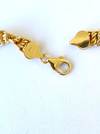 Necklace in yellow gold with falling American...