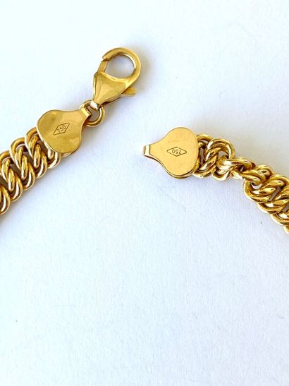 Necklace in yellow gold with falling American...