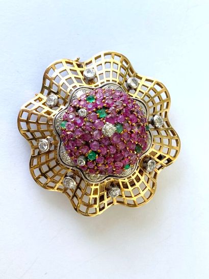 Yellow gold and white gold brooch with stylized...