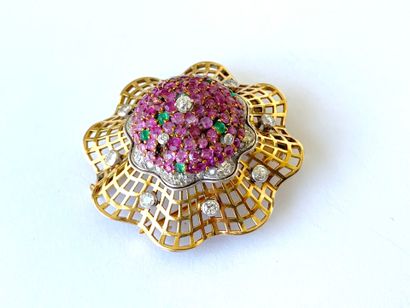 Yellow gold and white gold brooch with stylized...