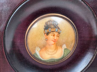 École, XXe.
Portraits de femme dont Marquise...