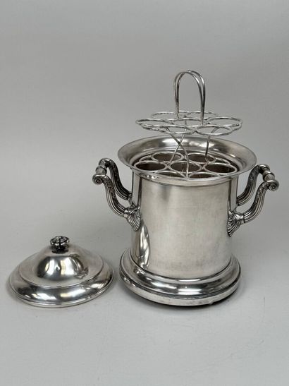 Présentoir à œufs à deux prises à décor de...