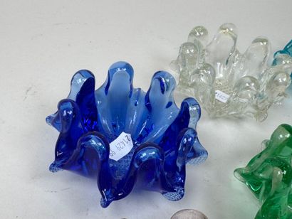 MURANO, XXe.
Huit coupes en verre soufflé...