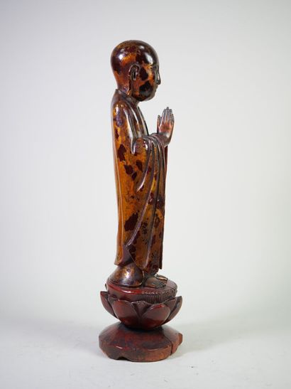 CHINE, XXe.
Sujet en bois sculpté laqué figurant...