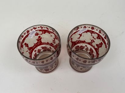 BOHEME, XXe.
Paire de verres en cristal à...