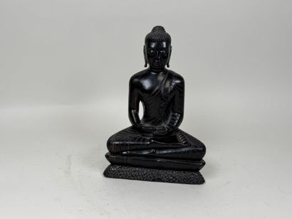 ASIE, XXe. 
Bouddha en padmasana.
Sculpture...