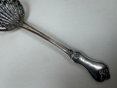 Minerve hallmarked 950/1000 silver sprinkler...