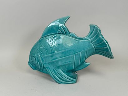 LEJAN, XXe.
Poisson en céramique sur fond...