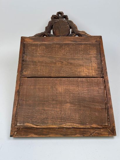 Petit miroir rectangulaire en bois doré et...