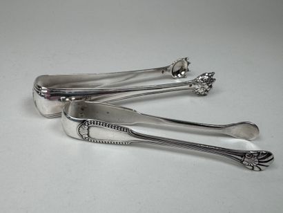 Two 950/1000 silver sugar tongs, fillet pattern,...