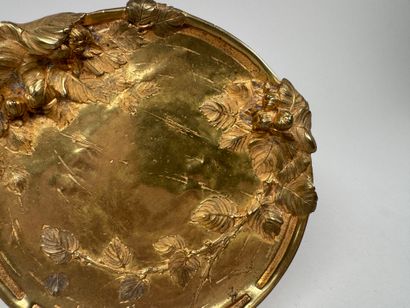 Albert MARIONET (1852-1910).
Vide-poche circulaire...