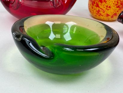 MURANO, XXe.
Trois coupes vide-poches en...