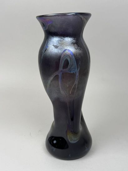 Jean-Pierre MATEUS (né en 1970).
Vase en...
