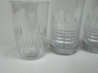 BACCARAT.
Modèle NANCY.
4 verres à orangeade...