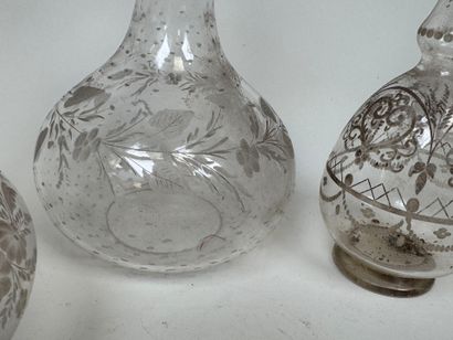 Important lot en cristal et verre comprenant...