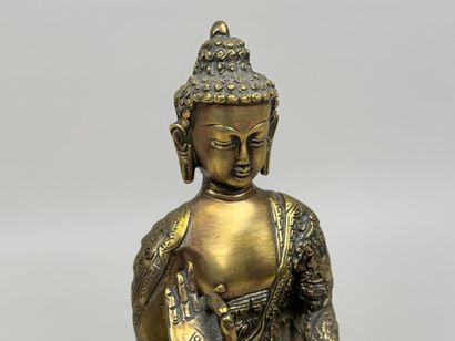 ASIE, XXe.
Bouddha.
Sujet en bronze ciselé.
26...