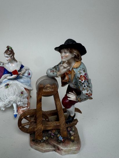 École, fin XIXe et XXe.
Sept sujets en porcelaine...