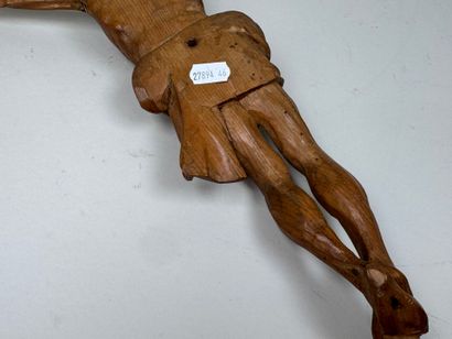 École, XXe.
Christ.
Sujet en buis sculpté.
H....