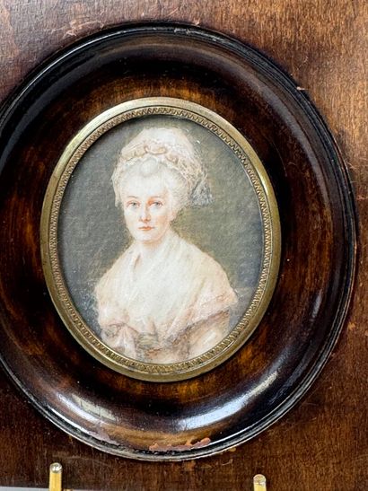 École XIXe.
Femme à la coiffe.
Miniature...